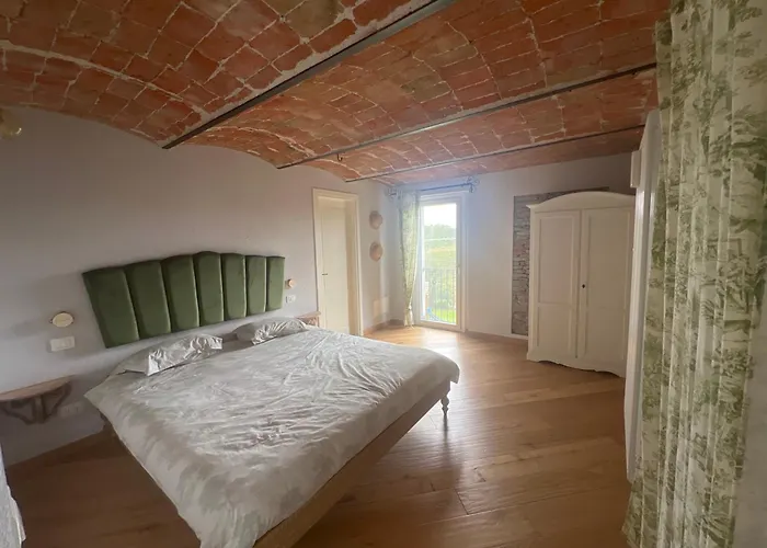Вилла Casale Ohana Bosia
